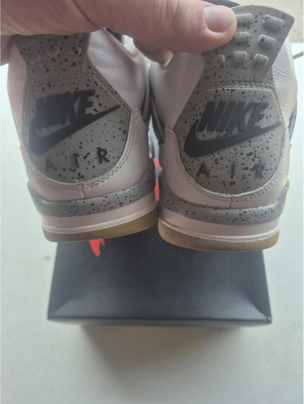 Air Jordan 4 Retro White/Cement Grey/Black Red Sneakers US 8 - Picture 3 of 11